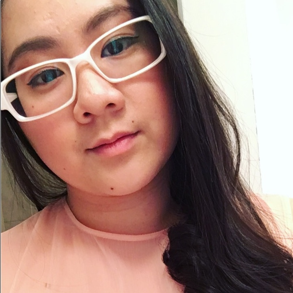 Meet your Posher, Pauline